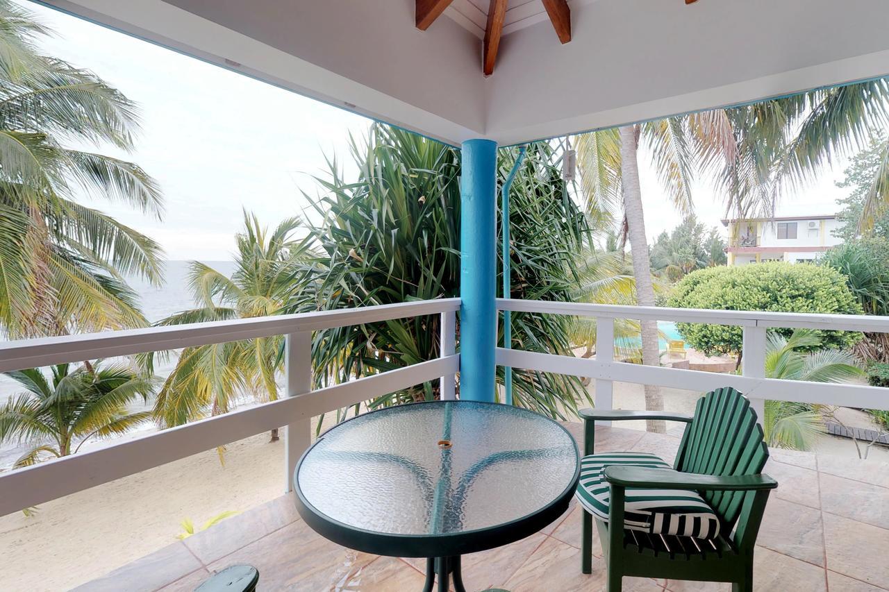 Condo #31 @ Beachside Villas Placencia Екстериор снимка
